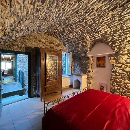 הוילה Rocchetta Nervina Casa Victoria - Full Equipped Stone House מראה חיצוני תמונה