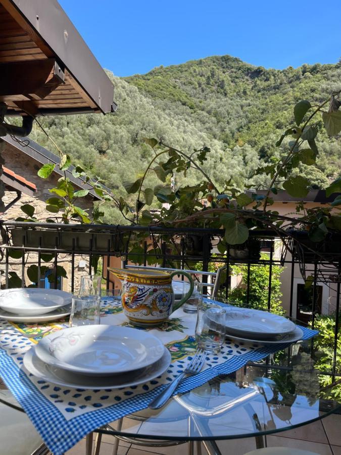 הוילה Rocchetta Nervina Casa Victoria - Full Equipped Stone House מראה חיצוני תמונה
